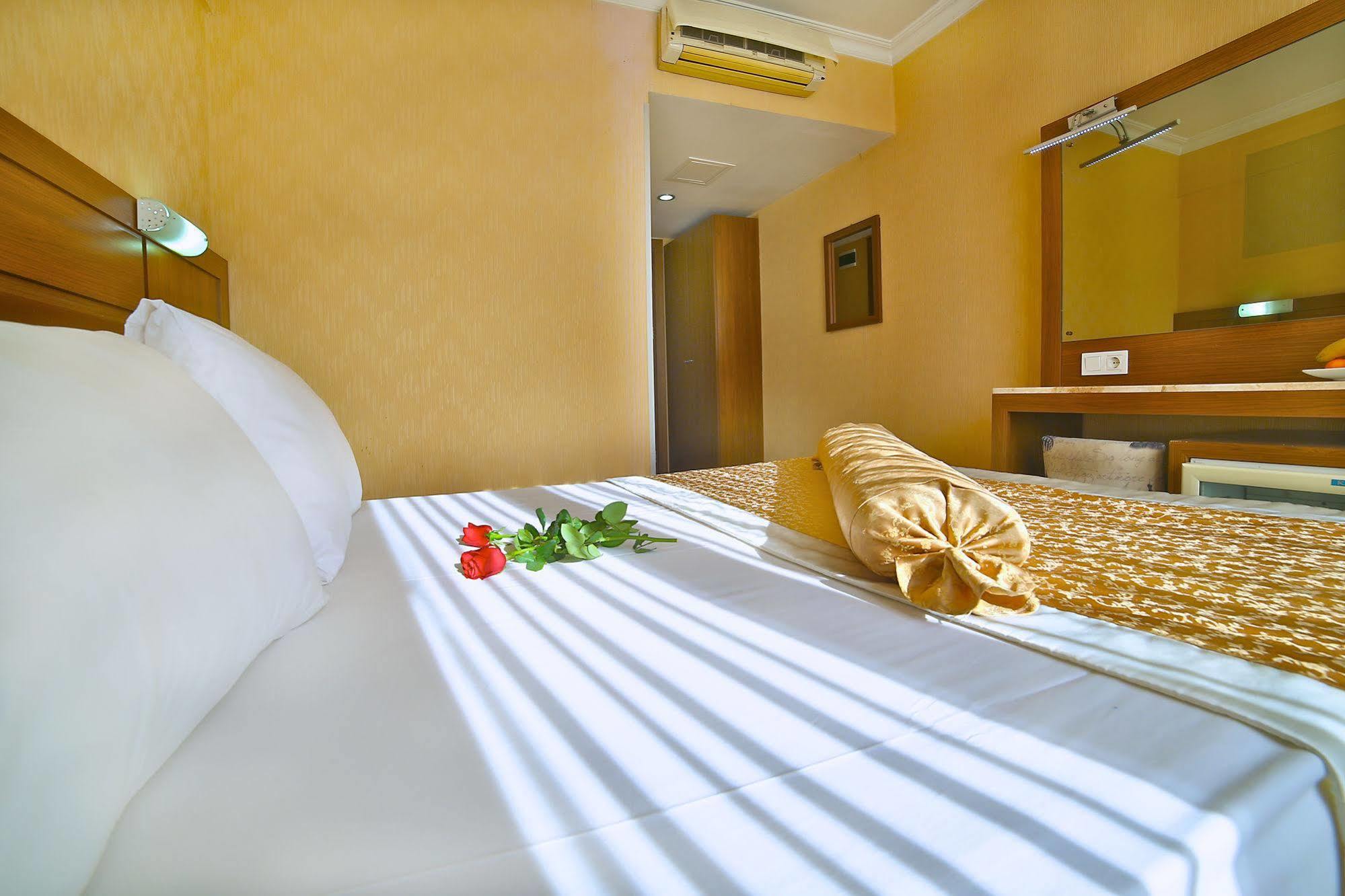 The Center Hotel Istanbul Eksteriør bilde